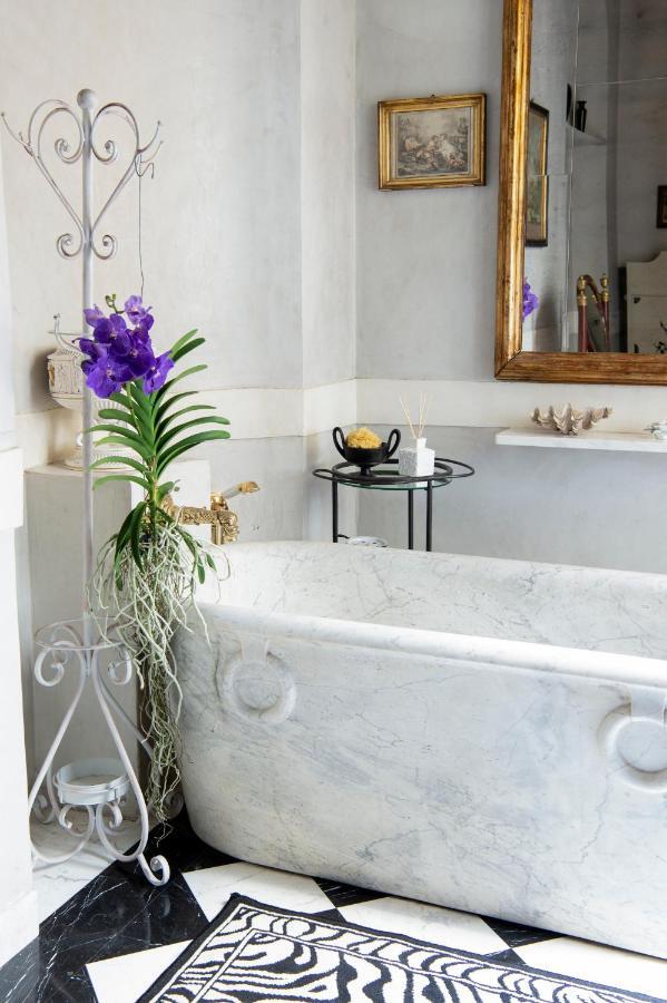 Contemporary Suites Флоренция Екстериор снимка